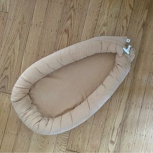 Askr and Embla Sleep Pod